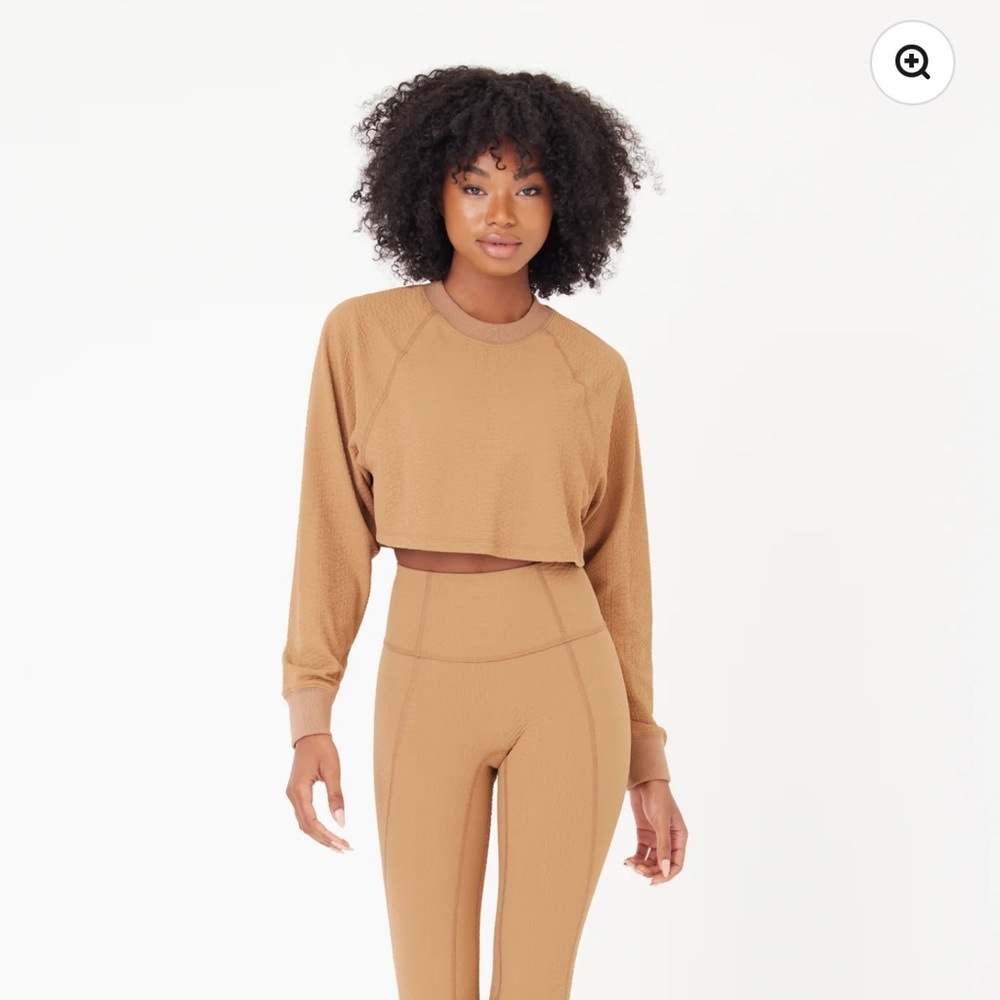 NWT: GIGI C Isabella pullover NEVER WORN!! Fits sizes 10-12